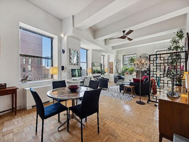 Apartment for sale in Arverne, New York