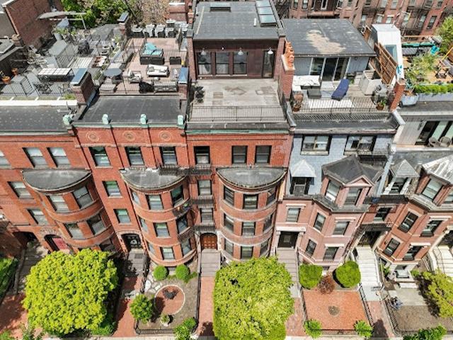Apartment for sale in Boston, Massachusetts