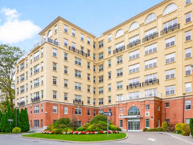 Apartment for sale in Larchmont, New York