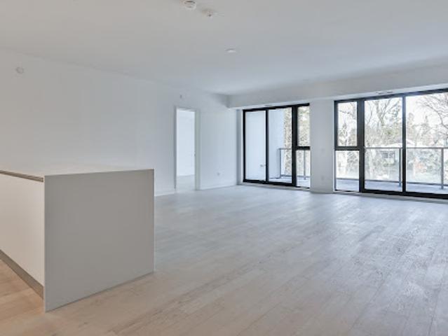 Apartment for sale in Woburn, Ontario