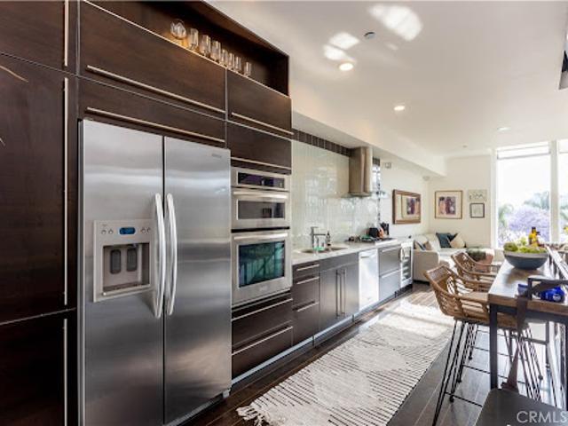Apartment for sale in West Hollywood, California