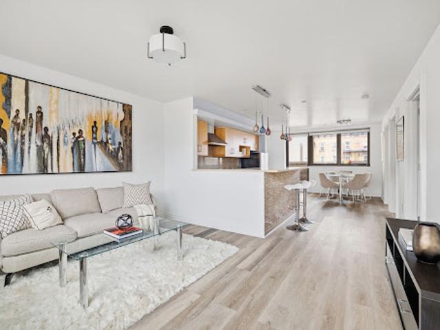 Apartment for sale in Arverne, New York