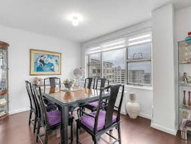 Apartment for sale in Fort Lee