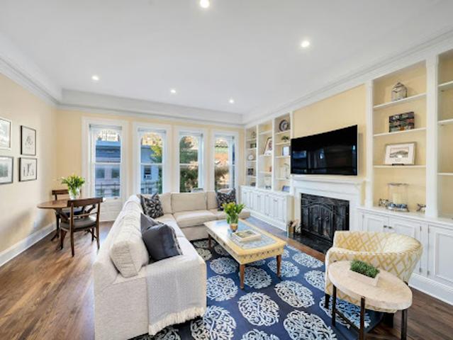 Apartment for sale in Arverne, New York