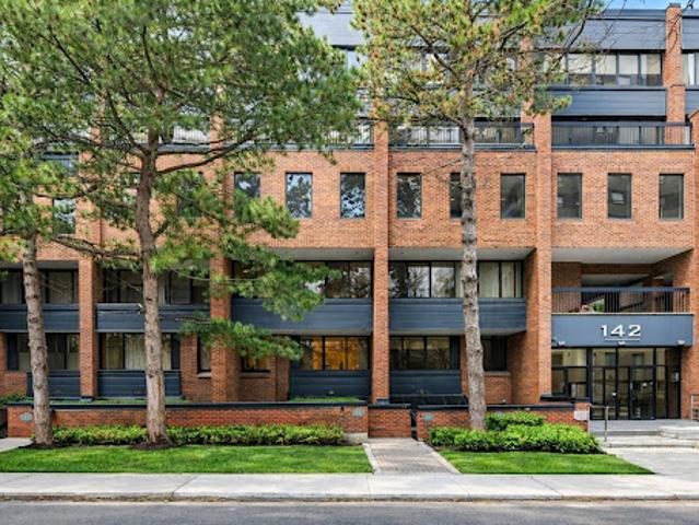 Apartment for sale in Woburn, Ontario