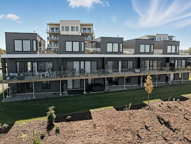 Apartment for sale in Kawartha Lakes, Ontario