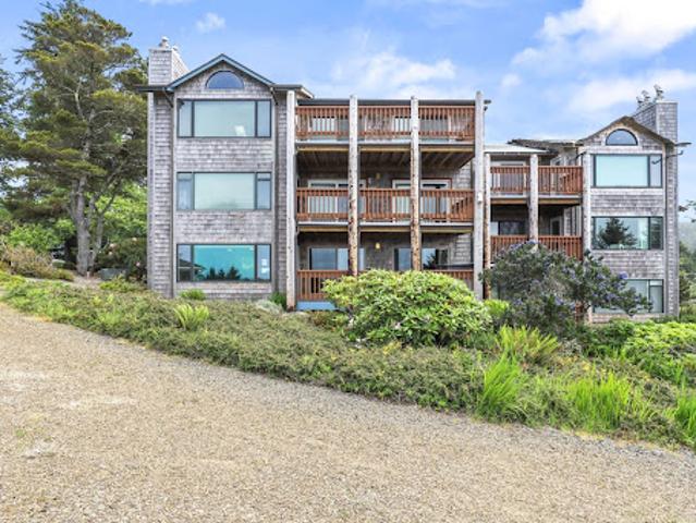 Apartment for sale in Seaview Apartment for sale in Seaview