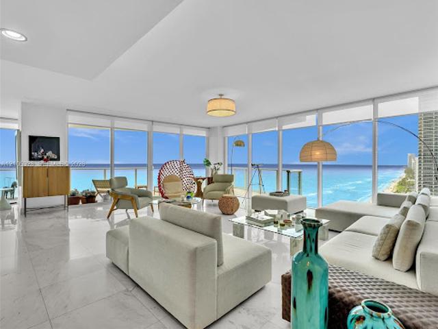 Apartment for sale in Hollywood, Broward County
