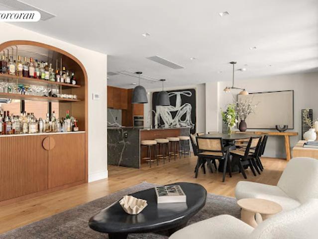 Apartment for sale in Arverne, New York