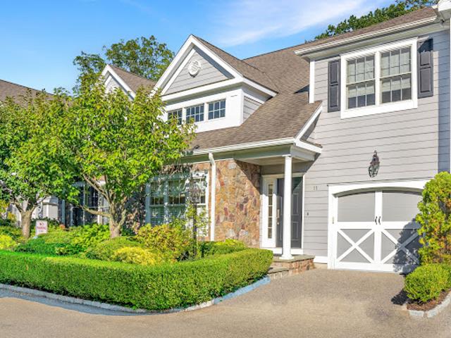 Apartment for sale in Greenwich, Western Connecticut Planning Region