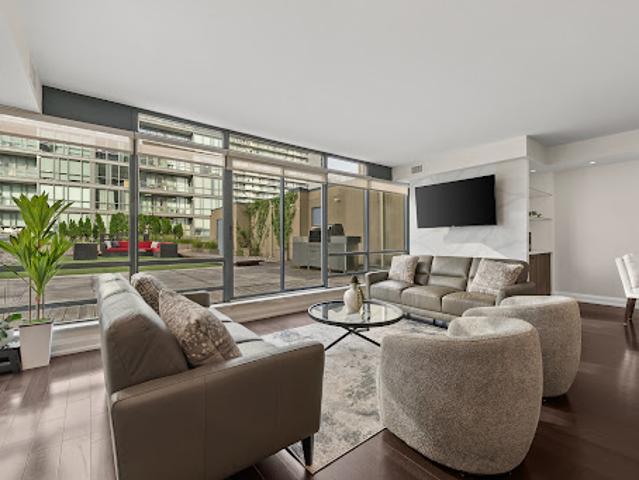 Apartment for sale in Woburn, Ontario