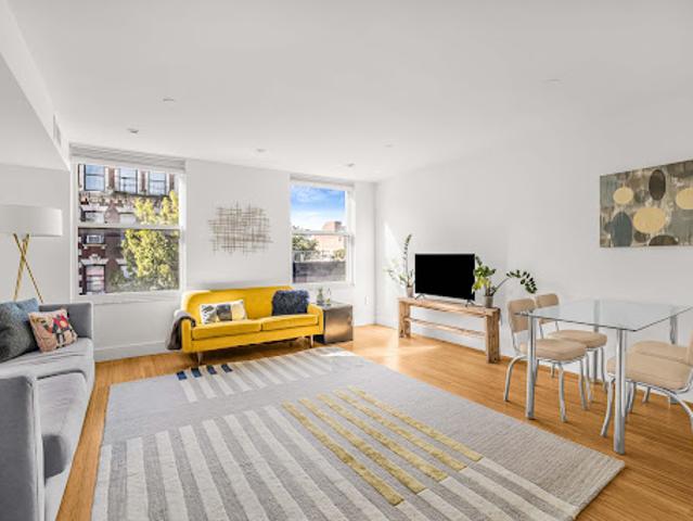 Apartment for sale in Arverne, New York