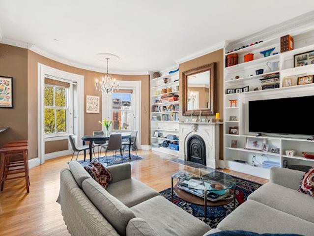 Apartment for sale in Boston, Massachusetts
