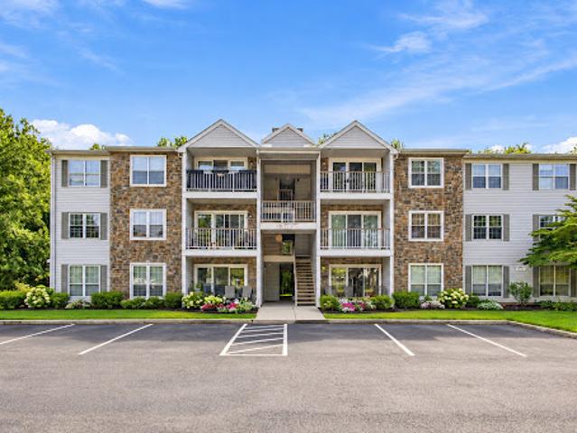 Apartment for sale in Hamilton Township, Mercer County