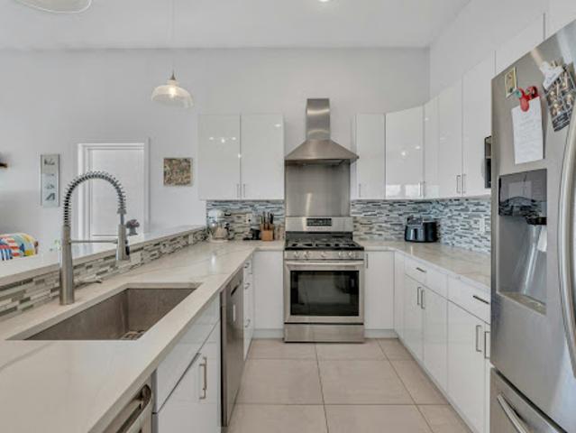 Apartment for sale in Hudson, New Jersey
