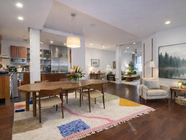 Apartment for sale in Arverne, New York