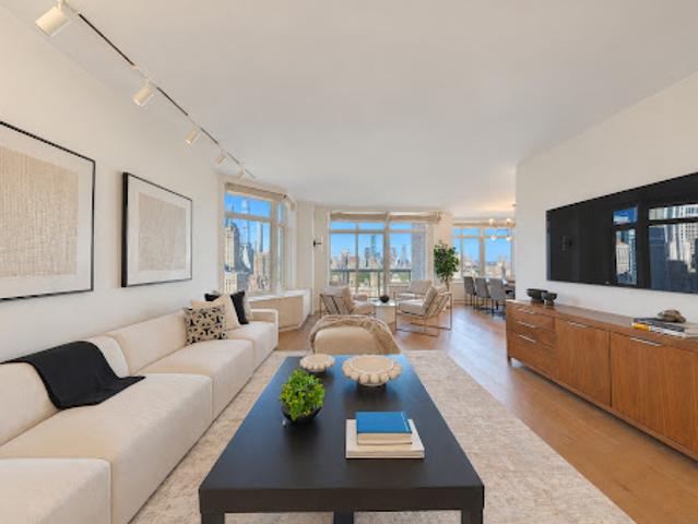 Apartment for sale in New York, Arverne