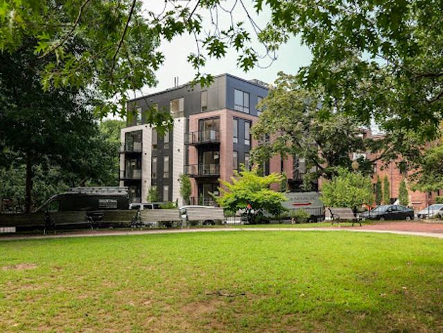 Apartment for sale in Brookline, Norfolk County