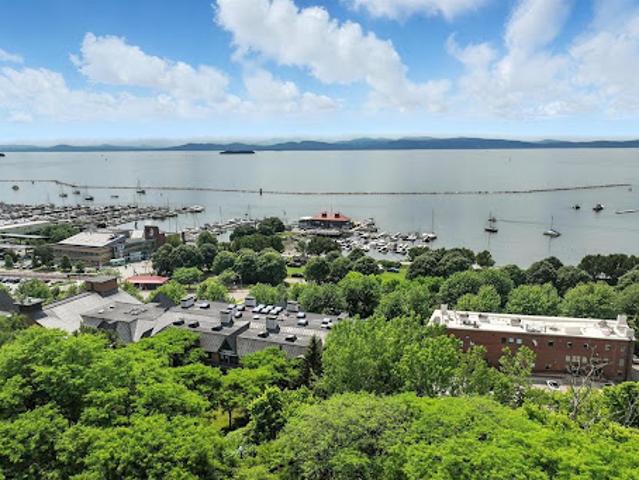 Apartment for sale in Burlington, Vermont