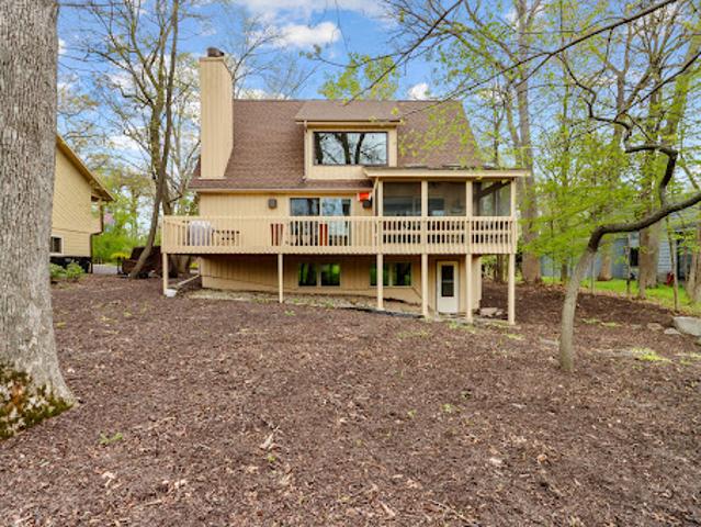 Apartment for sale in Fontana, Wisconsin