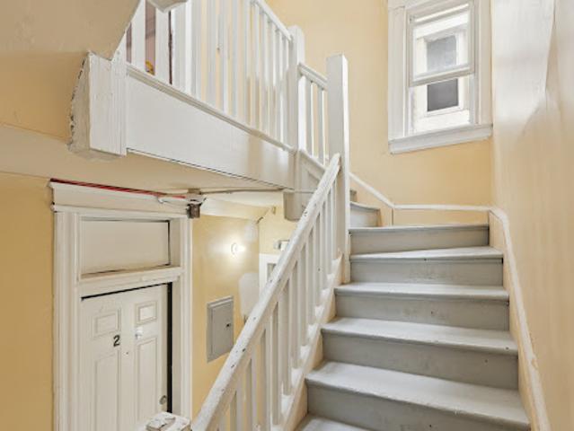 Apartment for sale in Newark, New Jersey