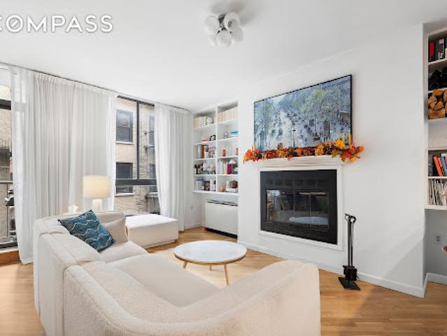 Apartment for sale in Arverne, New York