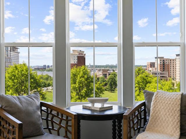 Apartment for sale in Oxon Hill, Maryland