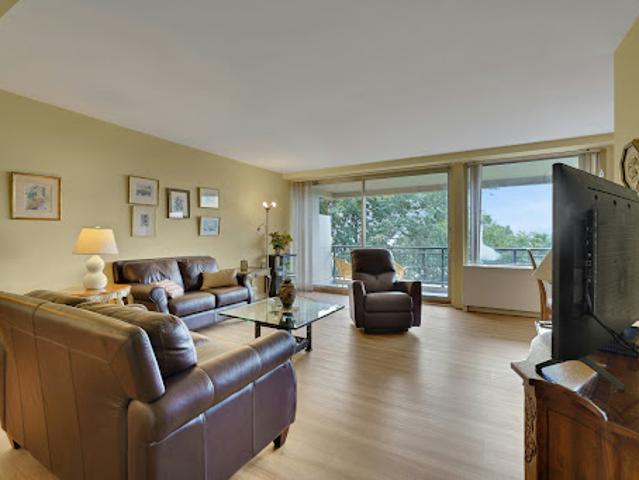 Apartment for sale in Fort Lee, New Jersey