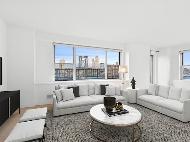 Apartment for sale in Arverne, New York