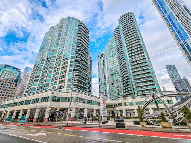 Apartment for sale in Woburn, Ontario