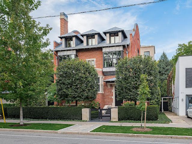 Apartment for sale in Woburn, Ontario