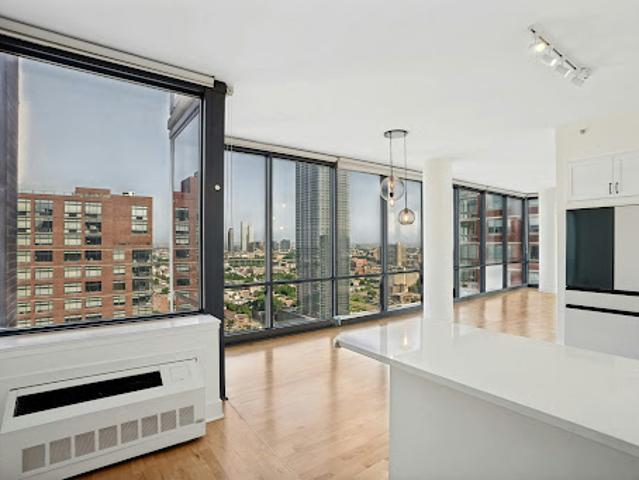 Apartment for sale in Hudson, New Jersey