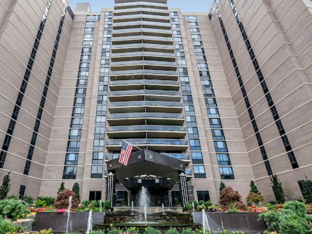 Apartment for sale in Fort Lee, New Jersey