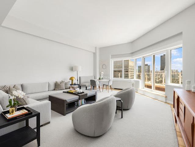 Apartment for sale in Arverne, New York