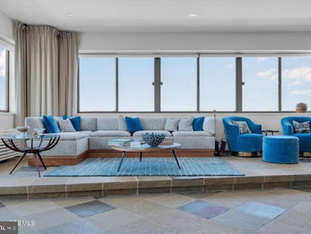 Apartment for sale in Monmouth, New Jersey