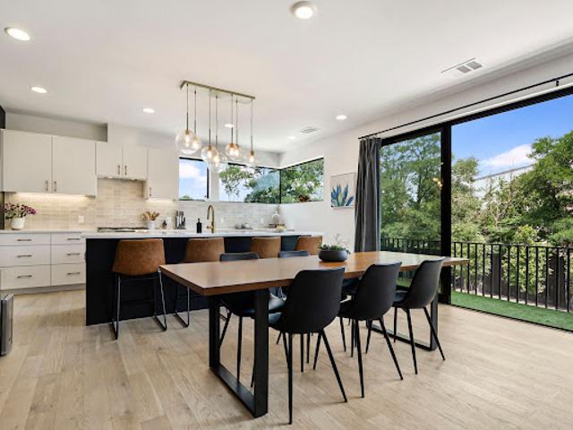 Apartment for sale in Austin