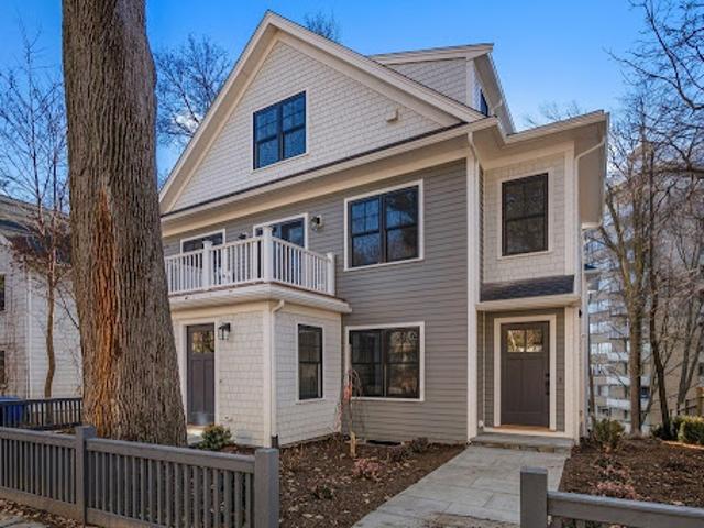 Apartment for sale in Brookline, Massachusetts