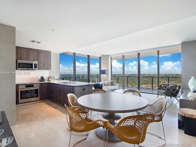 Apartment for sale in Miami, Miami-Dade County