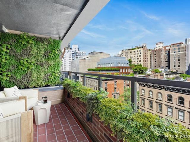 Apartment for sale in Arverne, New York