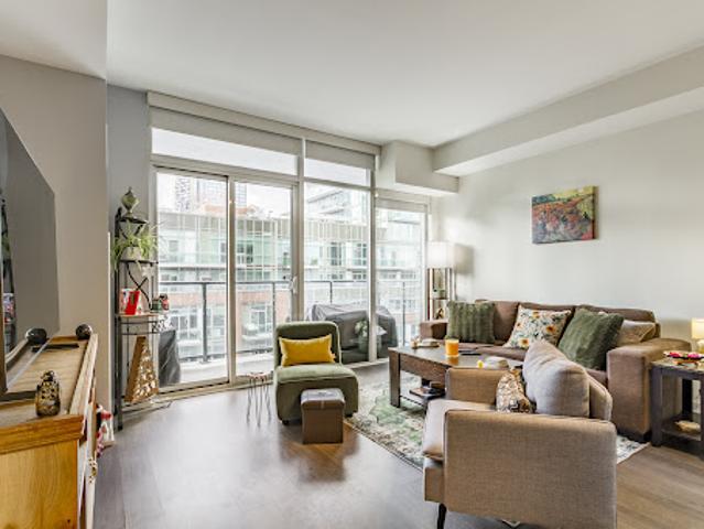 Apartment for sale in Woburn, Ontario