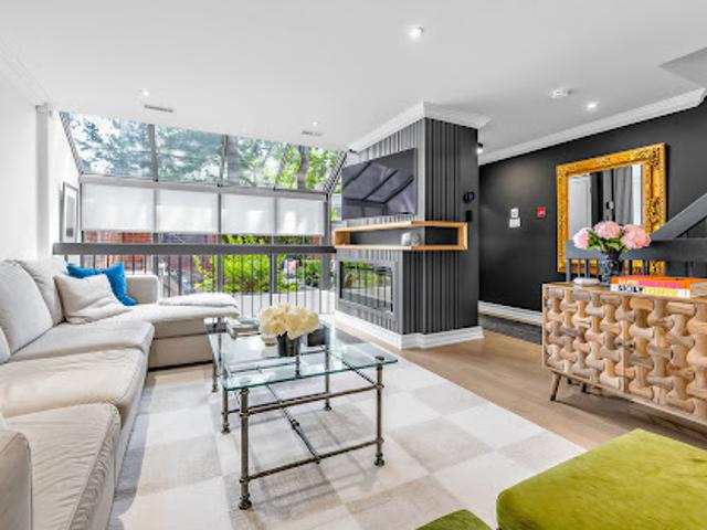 Apartment for sale in Woburn, Ontario