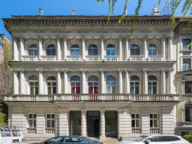 Apartment for sale in Arverne, New York