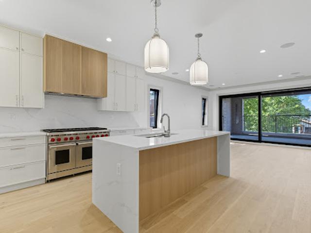 Apartment for sale in Chicago Park, Illinois