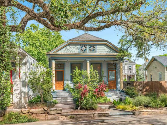 Apartment for sale in New Orleans, Louisiana