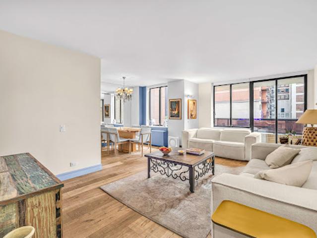 Apartment for sale in Arverne, New York