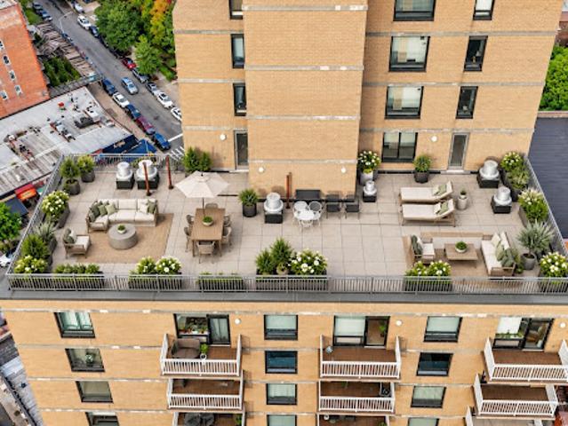 Apartment for sale in Arverne, New York