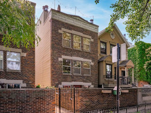 Apartment for sale in Chicago Park, Illinois
