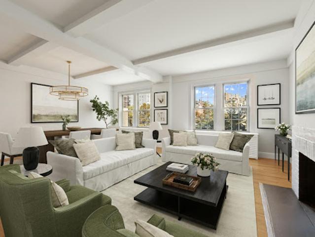 Apartment for sale in Arverne, New York