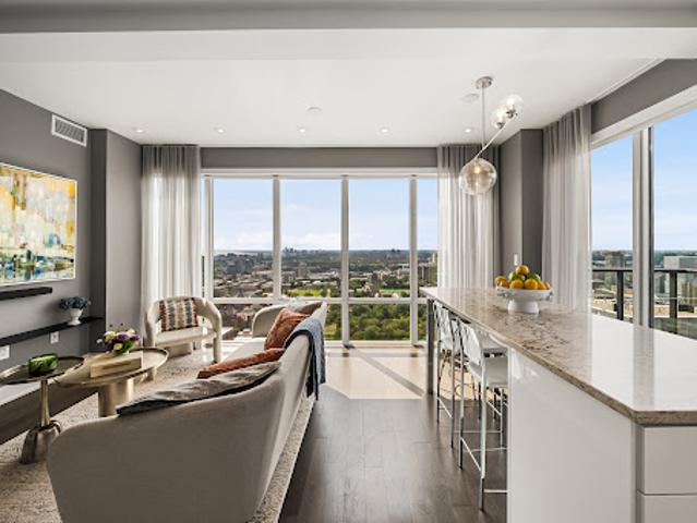 Apartment for sale in Woburn, Ontario