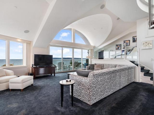 Apartment for sale in Petoskey, Michigan